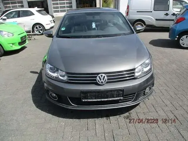 Second-hand VW Eos 140 CP (102 kW) 2011 Argintiu Cabrio