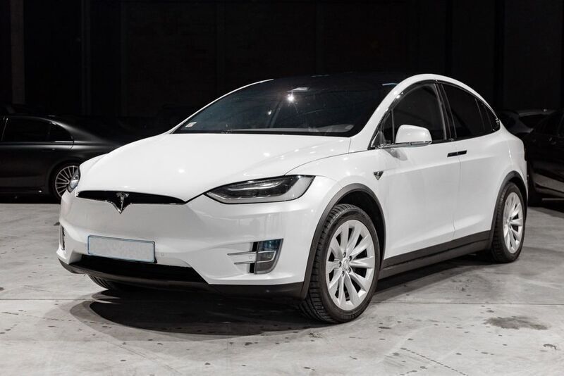 Weiß Gebraucht 2017 Tesla Model X SUV | 28.000 € (Guter Preis) - Bild 1/4
