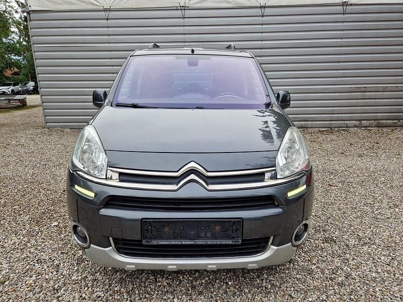 Grau Gebraucht 2014 Citroën Berlingo Van / Kleinbus | 3.900 € (Guter Preis) - Bild 1/4