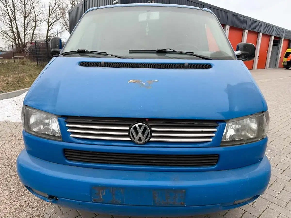 Gebraucht VW T4 102 PS (75 kW) 2000 Blau Van