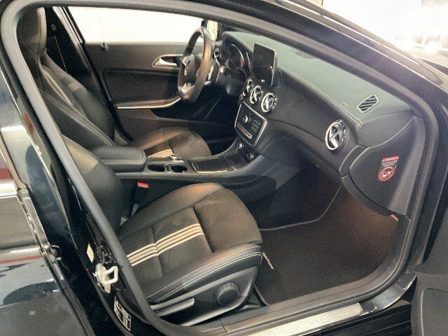 Gebraucht Mercedes A180 AMG 122 PS (89 kW) 2017 Schwarz metallic Limousine