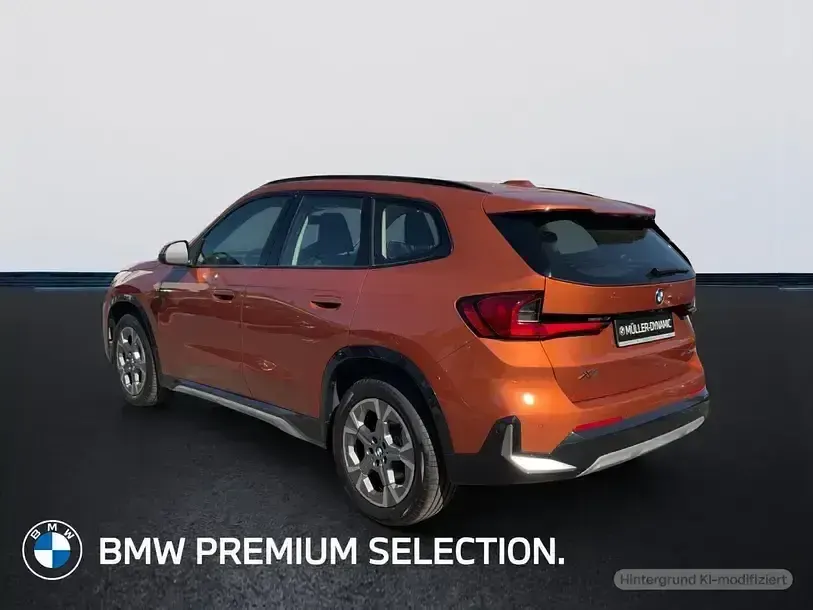 Gebraucht BMW X1 Comfort Edition 163 PS (119 kW) 2025 Orange SUV