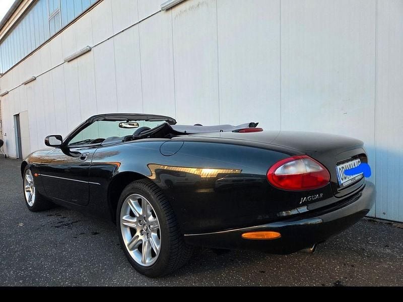 Gebraucht Jaguar XK8 284 PS (208 kW) 2000 Schwarz Cabrio