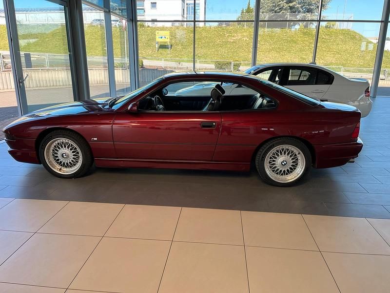 Rot Gebraucht 1992 BMW 850 Coupé | 78.000 € - Bild 1/4