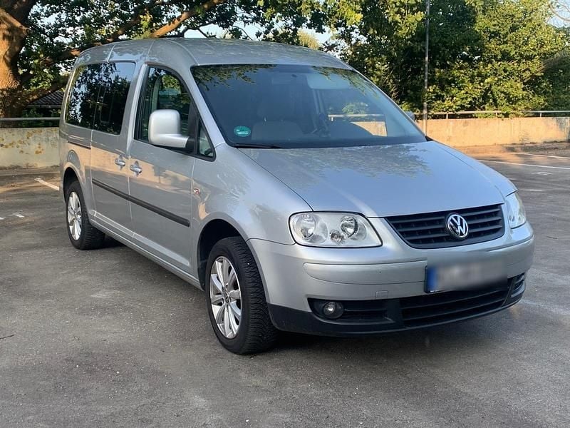 Silber Gebraucht 2010 VW Caddy Maxi Van / Kleinbus | 5.900 € (Fairer Preis) - Bild 1/4