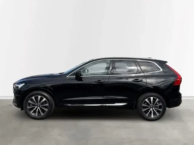Gebraucht Volvo XC60 Plus 197 PS (144 kW) 2023 Schwarz SUV
