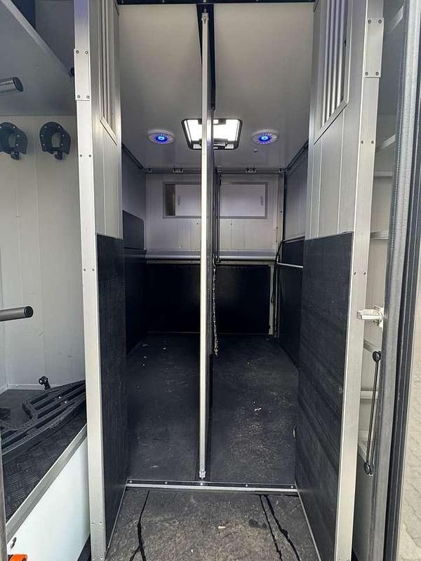 Gebraucht Renault Master 163 PS (119 kW) 2023 Van / Kleinbus