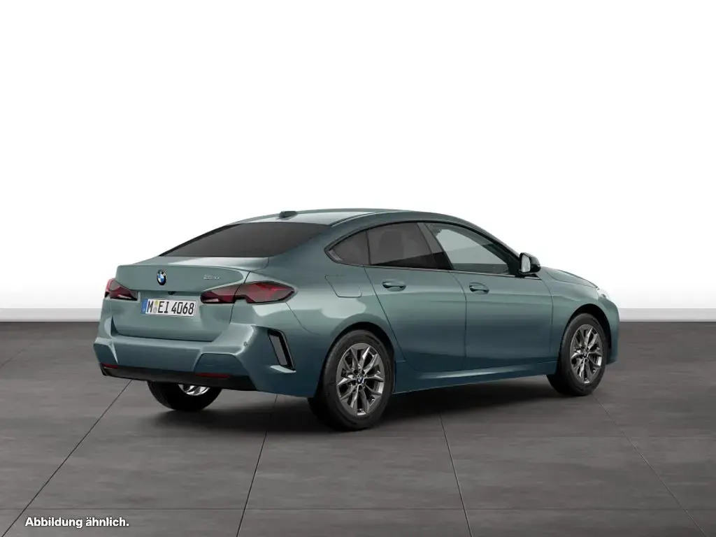Gebraucht BMW 220 156 PS (114 kW) 2025 Cape york grün metallic Coupé