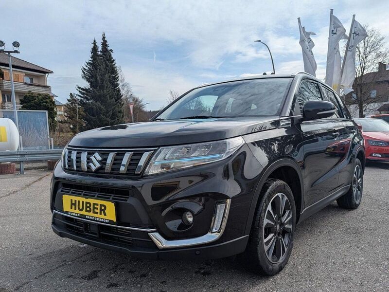Schwarz Gebraucht 2021 Suzuki Vitara Comfort+ SUV | 19.990 € (Fairer Preis) - Bild 1/4
