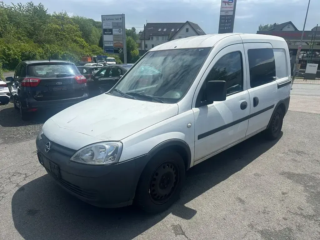 Gebraucht Opel Combo 97 PS (71 kW) 2006 Weiß Van / Kleinbus
