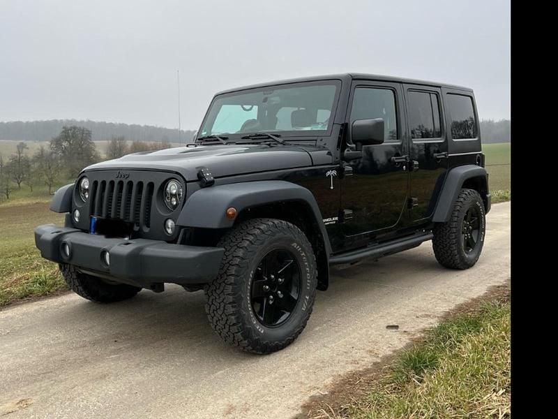 Gebraucht Jeep Wrangler Rubicon 200 PS (147 kW) 2014 Schwarz SUV