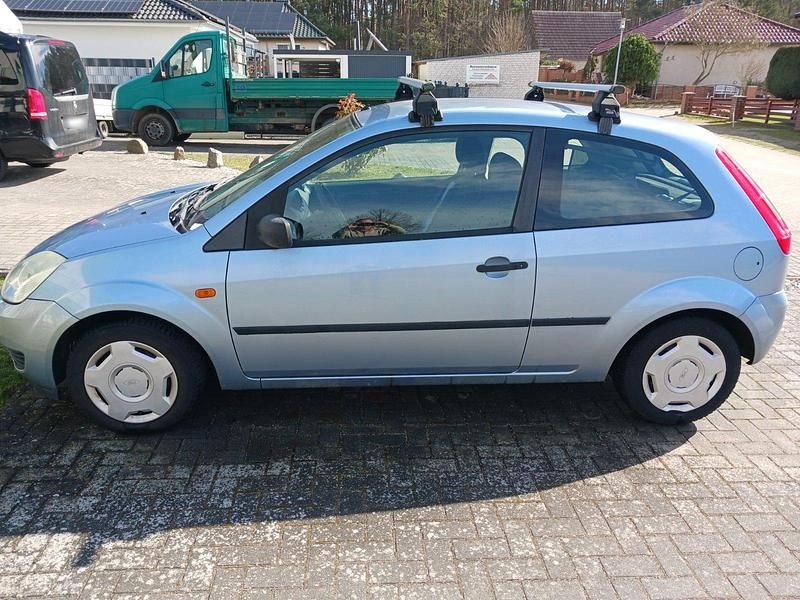 Gebraucht Ford Fiesta 60 PS (44 kW) 2005 Kleinwagen
