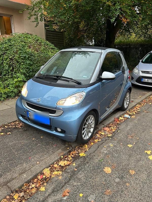 Blau Gebraucht 2012 Smart ForTwo Cabrio Passion Cabrio | 3.800 € (Superpreis) - Bild 1/4