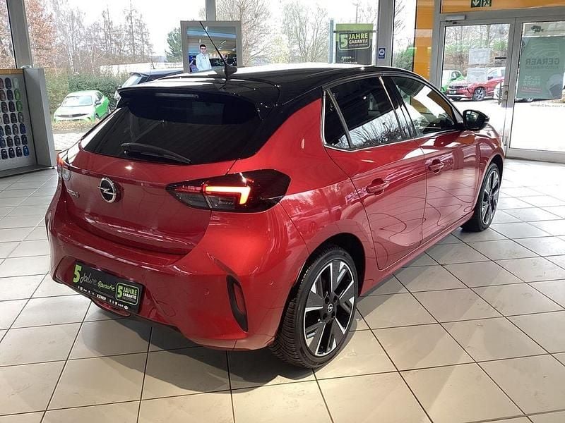 Gebraucht Opel Corsa-e Ultimate 100 kW (136 PS) 2022 Rot Kleinwagen