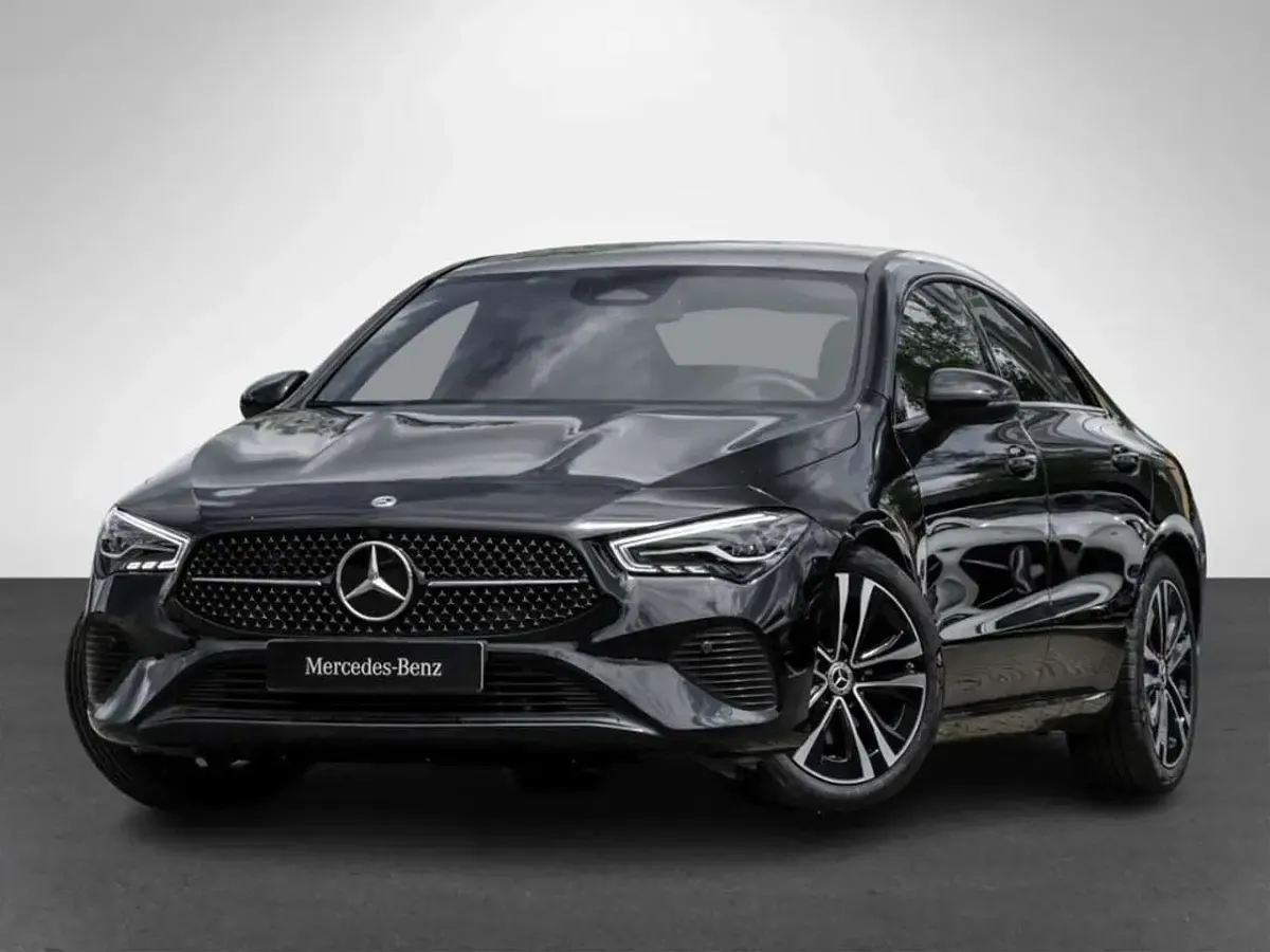 Gebraucht Mercedes CLA180 Progressive 136 PS (100 kW) 2025 Schwarz metalliclack kosmossch Limousine