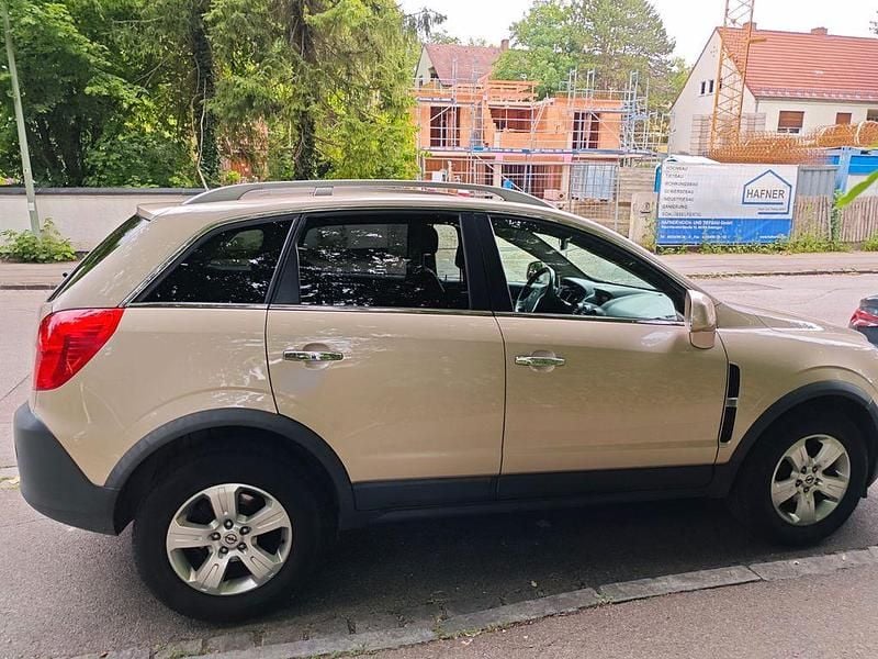Gold Gebraucht 2012 Opel Antara Cosmo SUV | 6.250 € (Guter Preis) - Bild 1/4