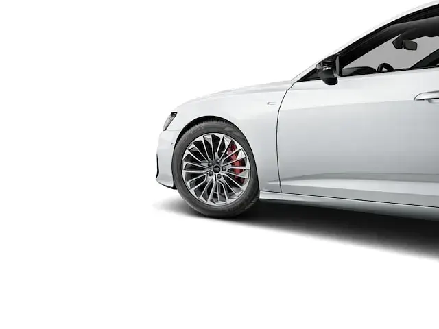 Gebraucht Audi A6 S-Line 367 PS (269 kW) 2024 Gletscherweiß metallic Kombi