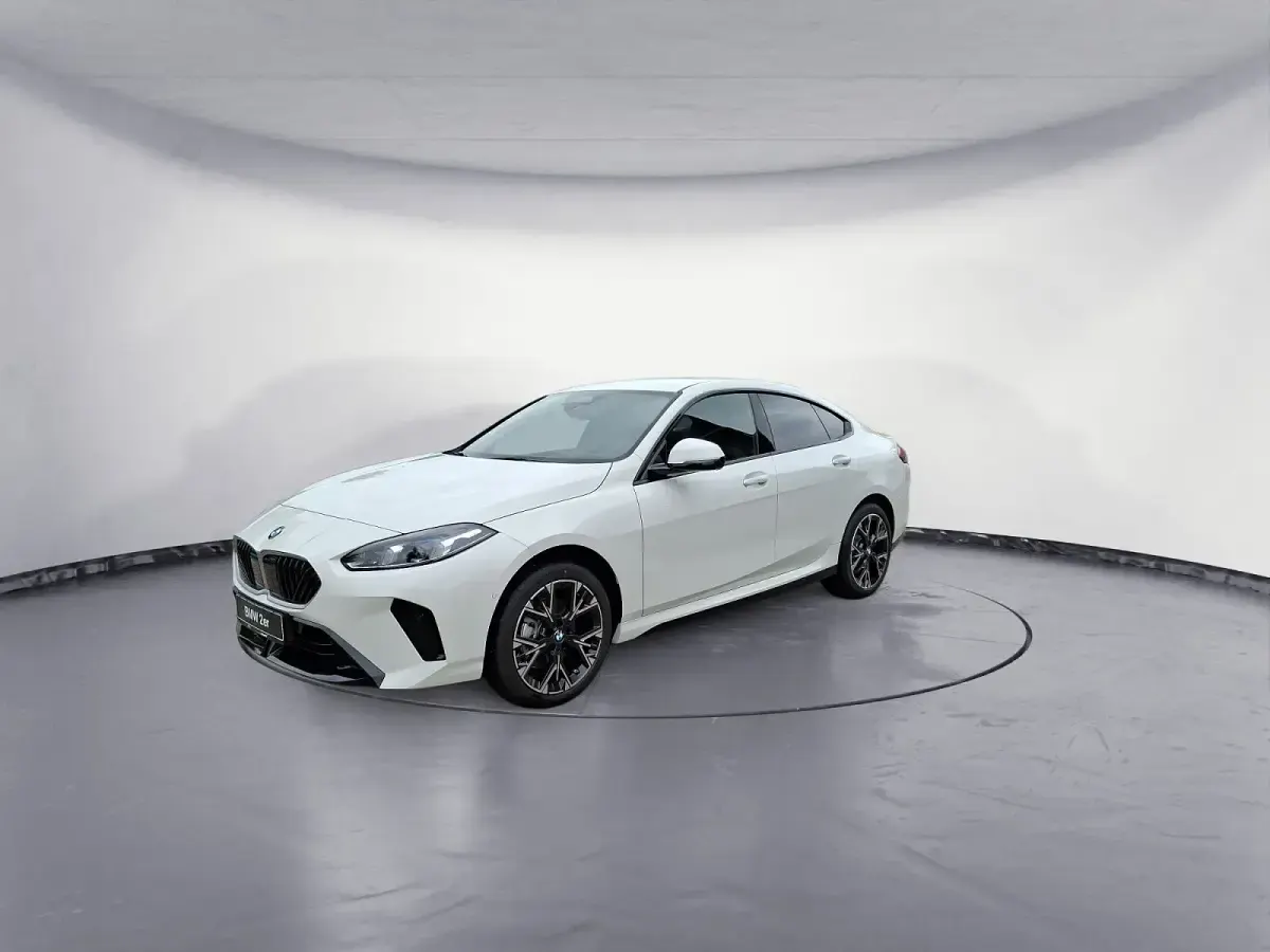 Neu BMW 216 M Sport 122 PS (89 kW) 2026 Weiß Coupé