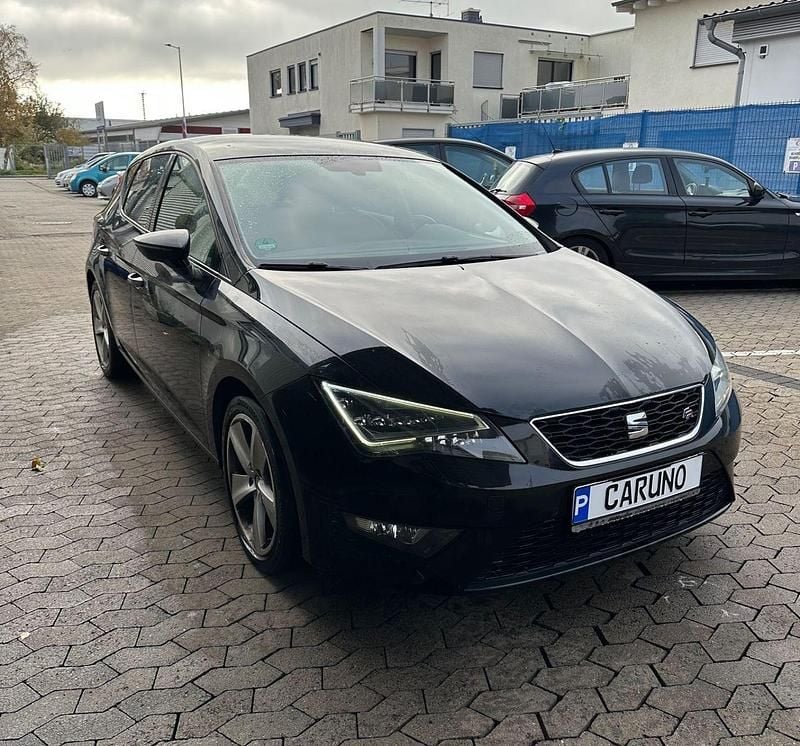 Schwarz Gebraucht 2015 Seat Leon FR Kombi | 8.999 € (Superpreis) - Bild 1/4