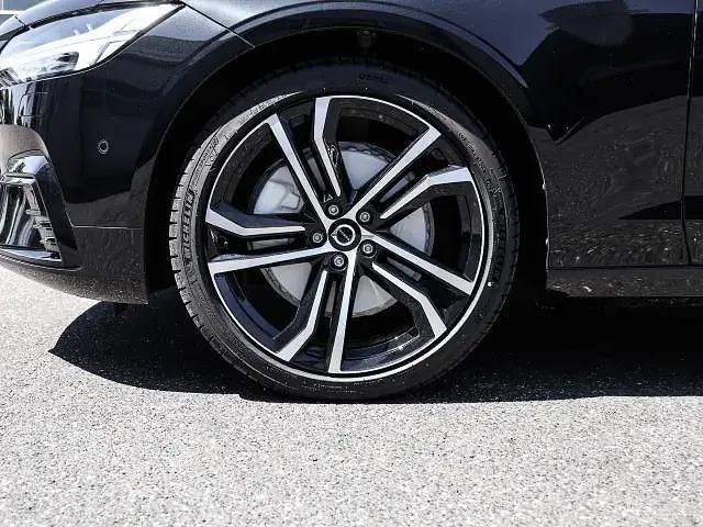 Gebraucht Volvo V90 Ultimate 197 PS (144 kW) 2024 Schwarz Kombi