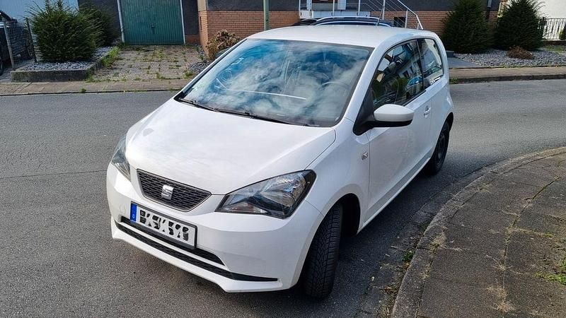 Gebraucht Seat Mii Chic 60 PS (44 kW) 2017 Weiß Kleinwagen