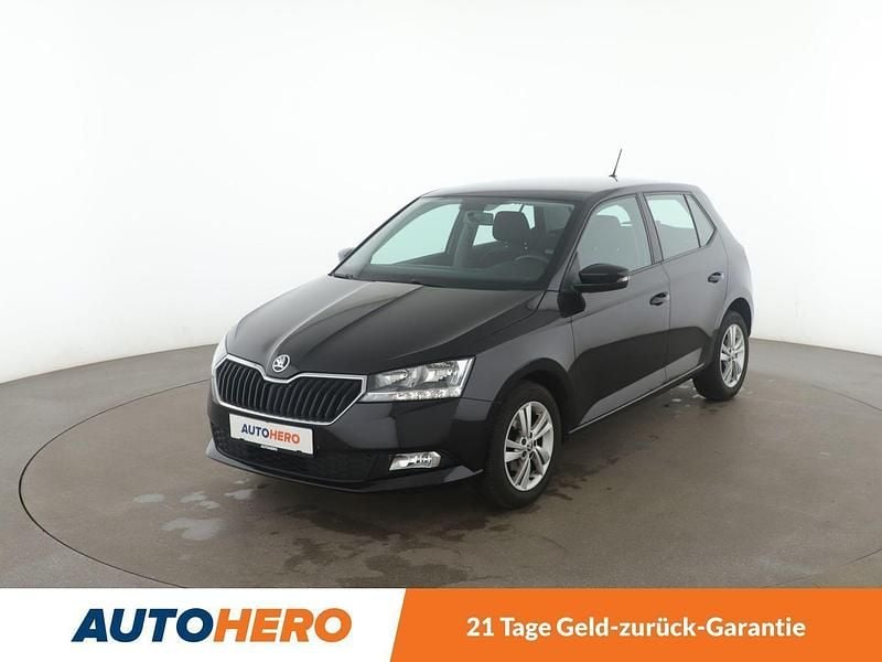 Schwarz Gebraucht 2019 Skoda Fabia Ambition Kleinwagen | 11.920 € (Fairer Preis) - Bild 1/3