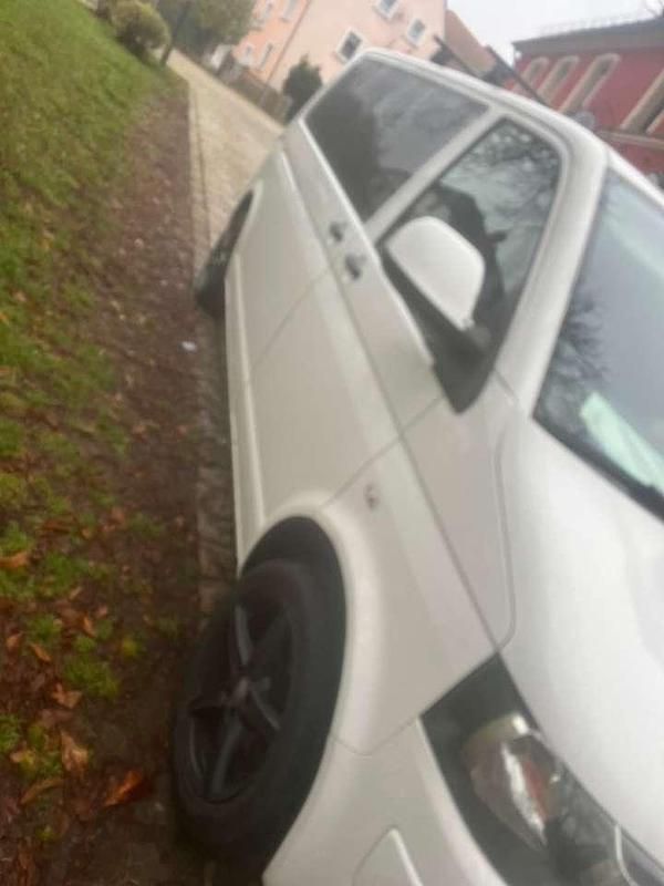 Gebraucht VW T5 140 PS (102 kW) 2013 Weiß Van