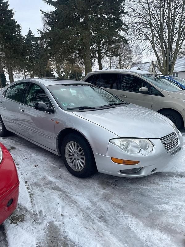 Usata Chrysler 300M 252 CV (185 kW) 2004 Argento Berlina
