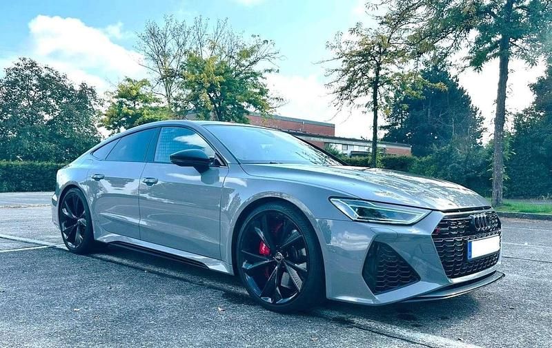 Gebraucht Audi RS7 Sportback 600 PS (441 kW) 2021 Nardograu Kleinwagen