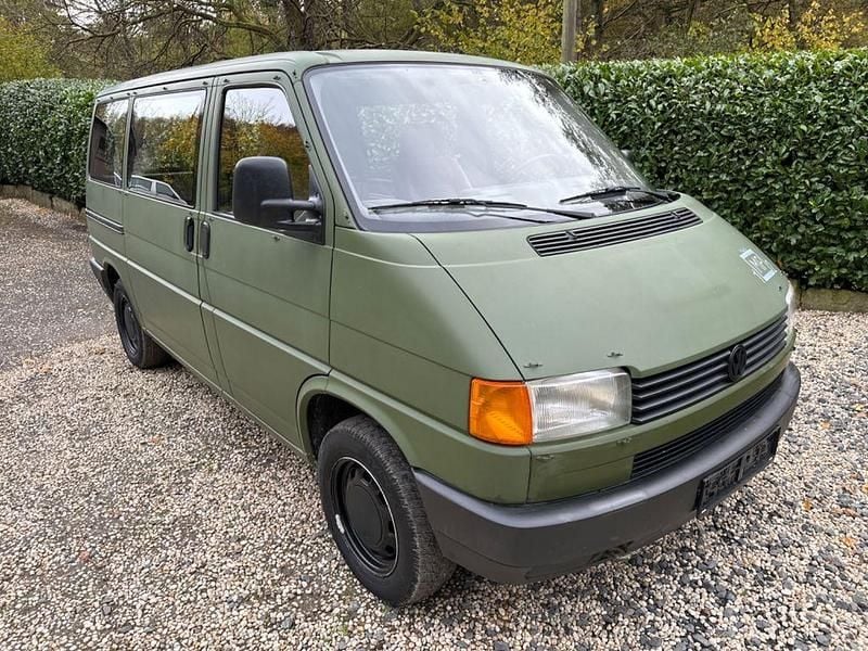 Grün Gebraucht 1995 VW T4 Van | 10.800 € - Bild 1/4
