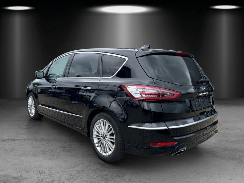 Gebraucht Ford S-MAX Vignale 190 PS (139 kW) 2020 Iridiumschwarz Van / Kleinbus