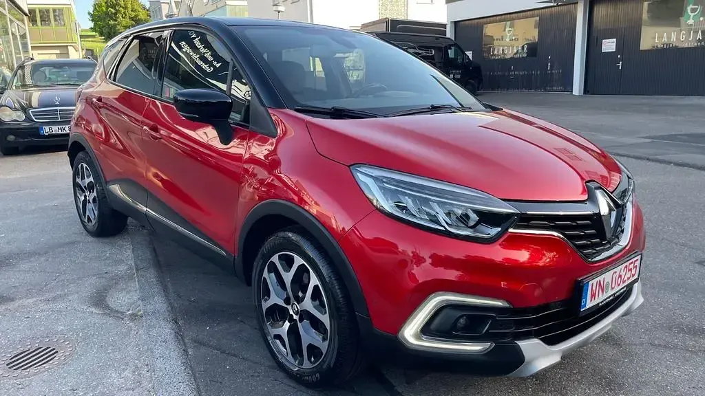 Gebraucht Renault Captur Collection 150 PS (110 kW) 2019 Rot SUV