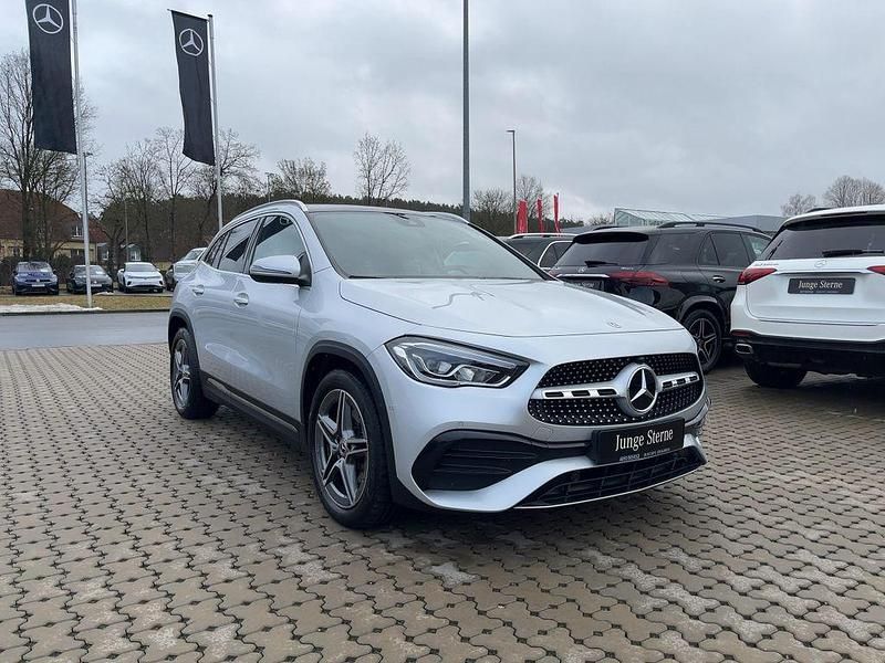 Gebraucht Mercedes GLA250 AMG 224 PS (164 kW) 2022 Silber SUV