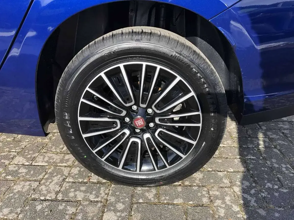 Gebraucht Fiat Tipo Urban 131 PS (96 kW) 2026 Blau Limousine