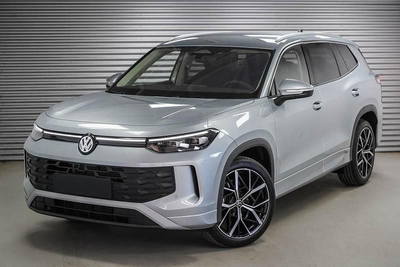 Oyster silber metallic (f0) Neu 2025 VW Tayron Life SUV | 46.190 € (Fairer Preis) - Bild 1/4