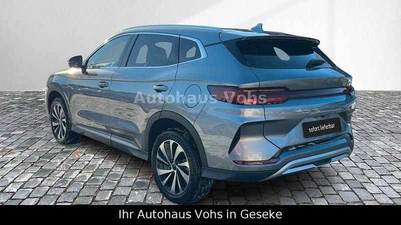 Neu BYD Seal U Boost 218 PS (160 kW) 2025 Grau SUV