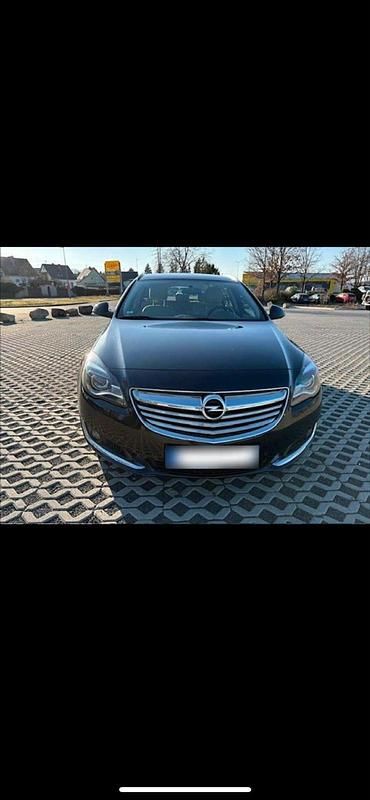 Gebraucht Opel Insignia 140 PS (102 kW) 2013 Kombi