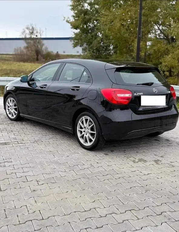 Gebraucht Mercedes A200 136 PS (100 kW) 2014 Schwarz Kleinwagen