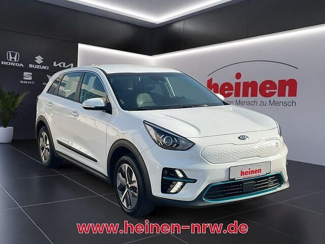 Gebraucht Kia e-Niro 100 kW (136 PS) 2021 Weiß SUV