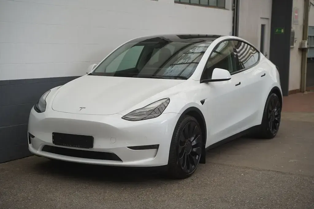 Gebraucht Tesla Model Y Performance 392 kW (534 PS) 2022 Weiß SUV