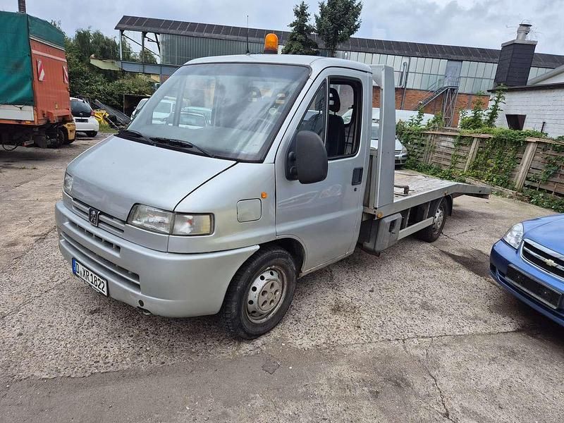 Gebraucht Peugeot Boxer 128 PS (94 kW) 2001 Grau Van