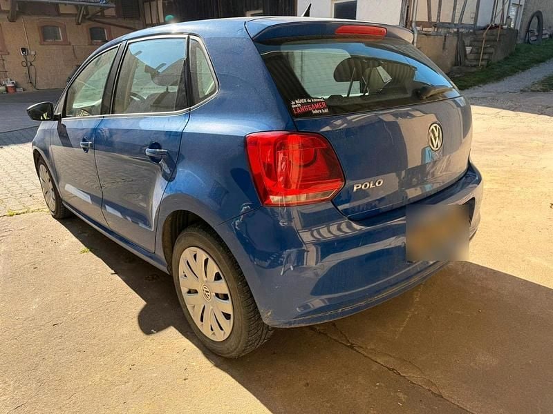 Usado VW Polo 69 HP (50 kW) 2009 Azul Citadino