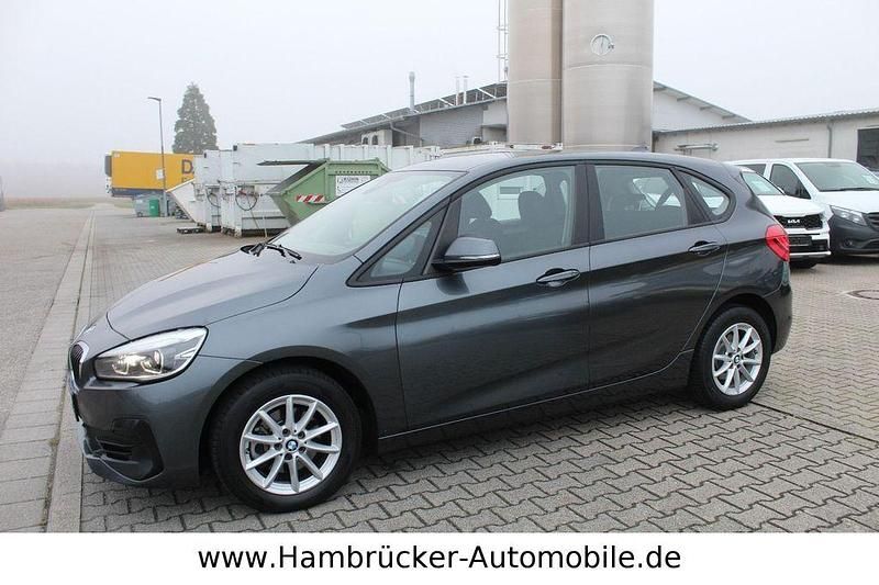 Grau Gebraucht 2020 BMW 216 Active Tourer Advantage Van / Kleinbus | 13.490 € (Superpreis) - Bild 1/4