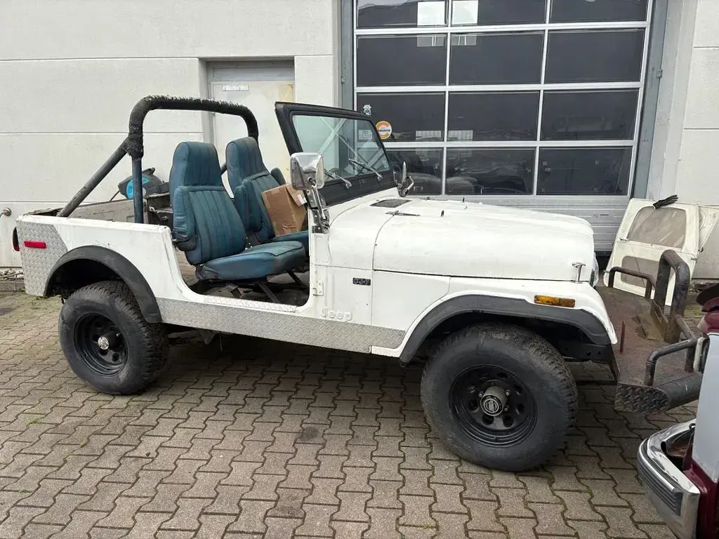 Gebraucht Jeep CJ 121 PS (88 kW) 1977 Weiß SUV