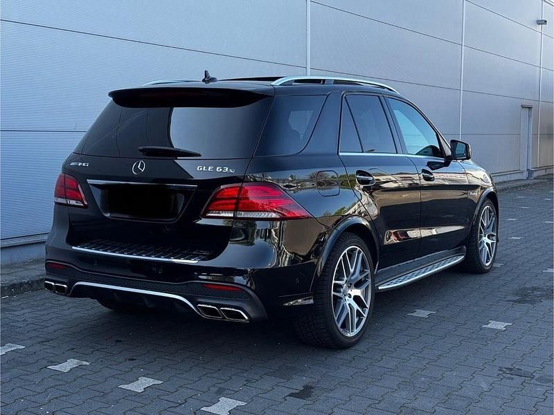 Gebraucht Mercedes GLE63 AMG AMG 585 PS (430 kW) 2016 Schwarz SUV