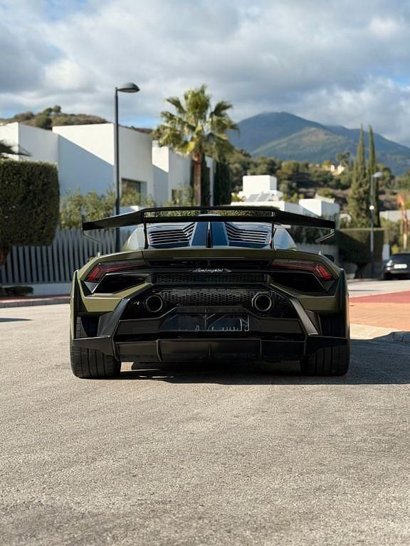 Gebraucht Lamborghini Huracán 640 PS (470 kW) 2023 Coupé