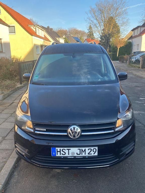Schwarz Gebraucht 2018 VW Caddy Maxi Van / Kleinbus | 9.650 € (Superpreis) - Bild 1/4