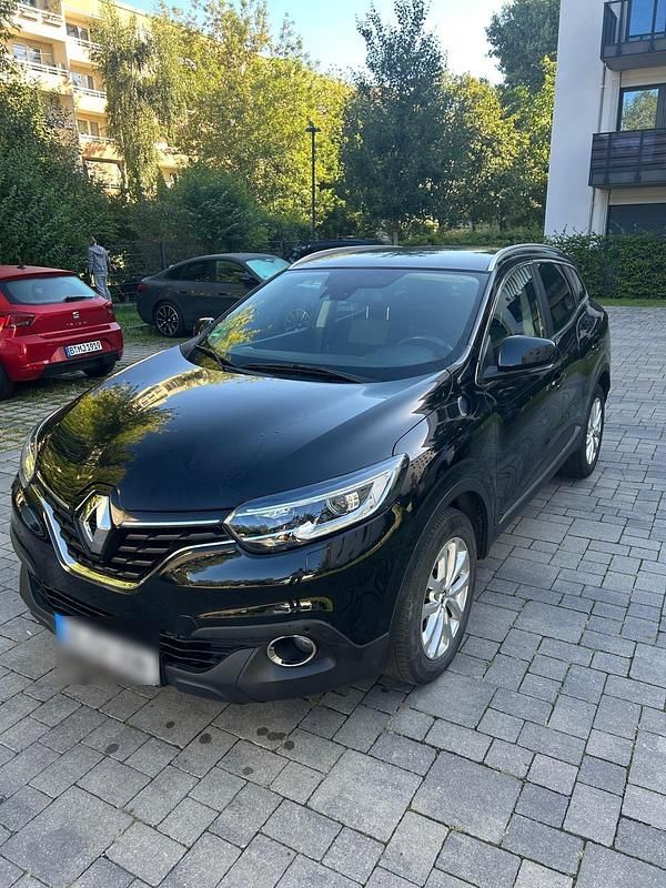 Schwarz Gebraucht 2017 Renault Kadjar SUV | 11.000 € (Fairer Preis) - Bild 1/4