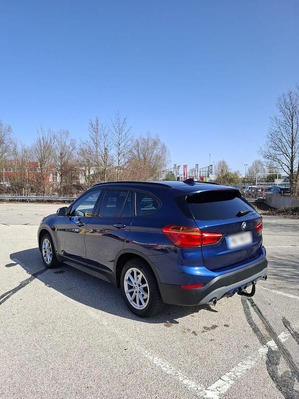 Second-hand BMW X1 150 CP (110 kW) 2018 Albastru SUV