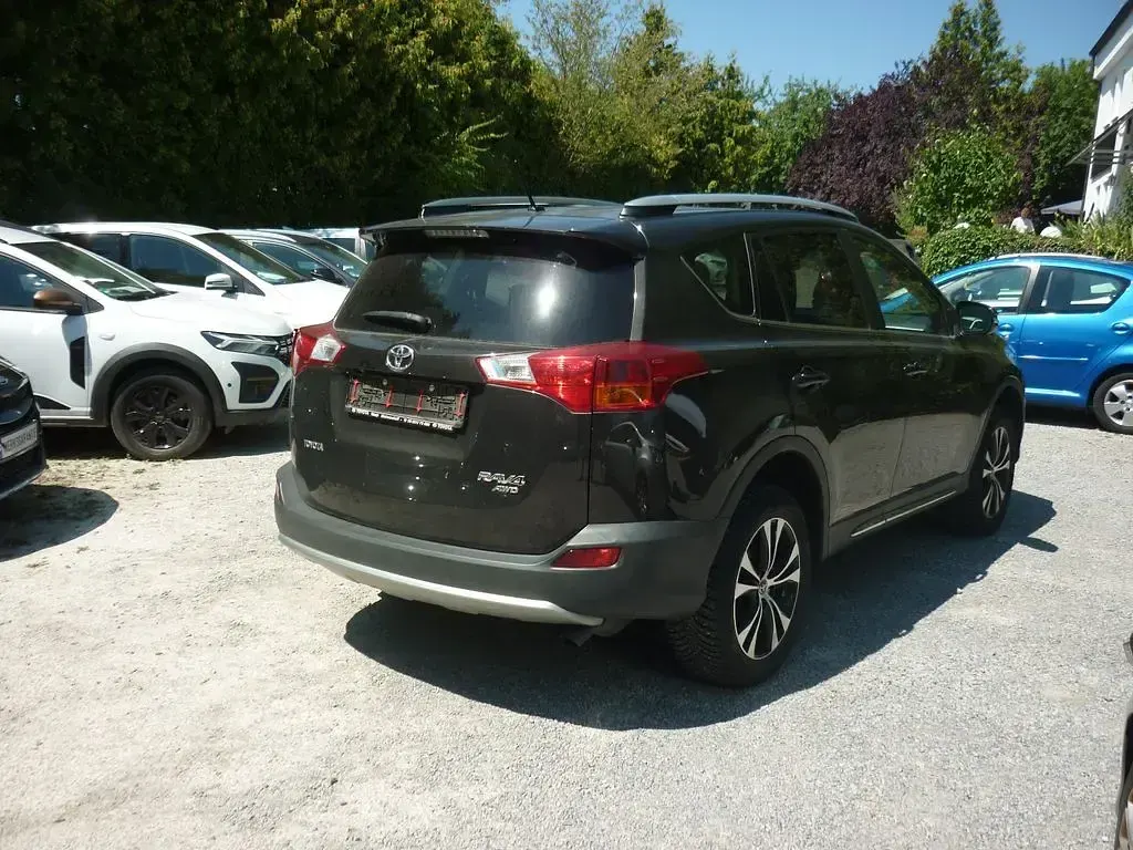 Gebraucht Toyota RAV4 Edition 152 PS (111 kW) 2015 Braun SUV